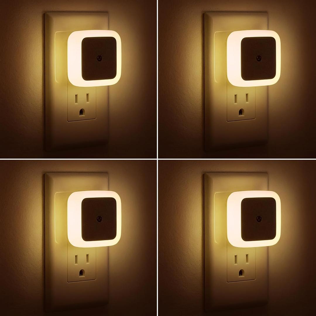EASYFUN Night Light Plug into Wall 4-Pack Plug in LED Nightlight 0.5W Dusk to Dawn Night Lamp 3000K Warm White for Bedroom, Bathroom, Stairs, Hallway, Kitchen
