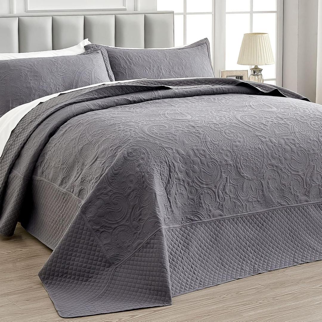 Qucover Alaska King Bedspread 132x 120, Oversized King Bedspread Extra Wide, 3 Piece Soft Microfiber Lightweight Oversized King Quilts Bedding Set, Quilting Paisley Pattern, with Pillow Shams, Grey