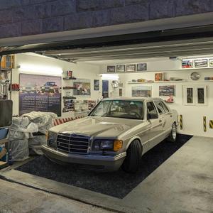 7.5'x 20' Garage Floor Mat & Oil Spill Mat, Heavy Duty Under Car Mat for Garage & Driveway, Protects Against Oil, Chemicals & Stains with TPE Anti-Leak Backing, Reusable & Washable