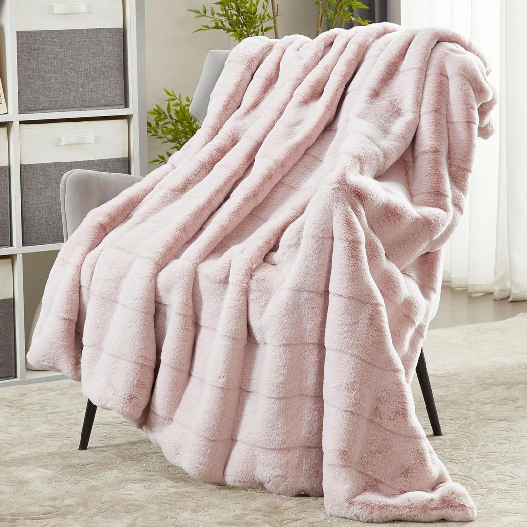 DREAMNINE Premium Soft Fluffy Faux Rabbit Fur Throw Blanket for Couch 50" x 60", Decorative 3D Plaid Warm Thick Fuzzy Fur Blankets for Winter, Reversible Luxury Shaggy Cozy Cute Furry Blanket, Pink