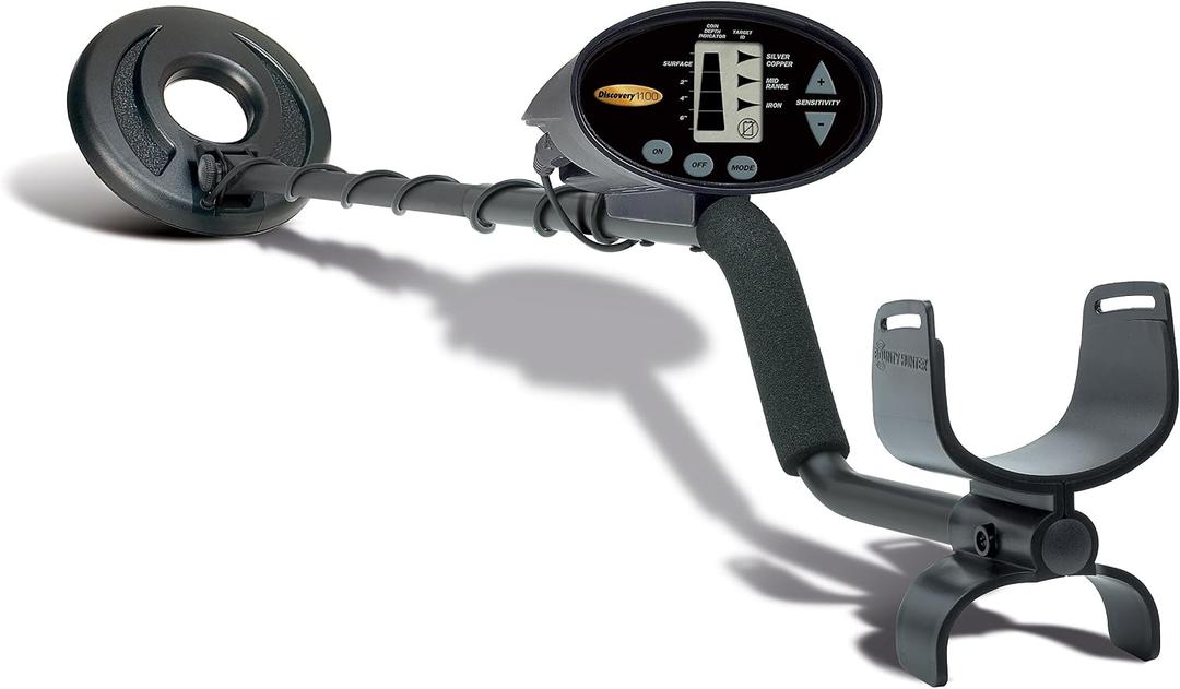 Bounty Hunter DISC11 Discovery 1100 Metal Detector 3 Mode Detection, 3-Segment Digital Target ID, 4-Segment Depth Display, Push-Button Discrimination for Efficient Treasure Hunting