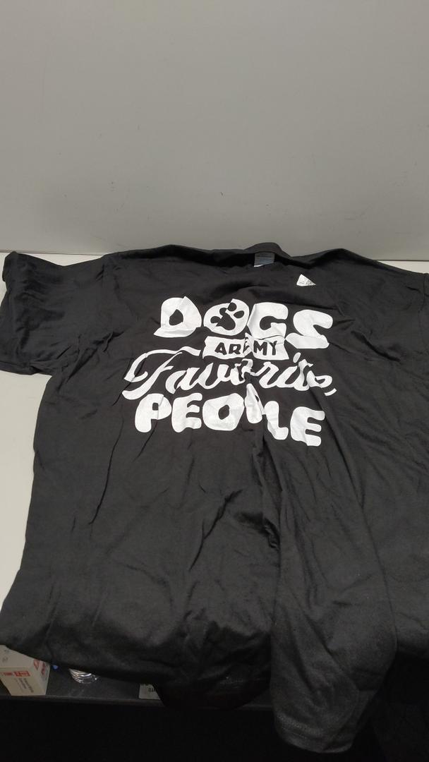 Dogs are my Favorite People T-Shirt, 2XL