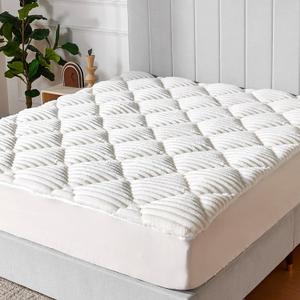 Novilla Fleece Mattress Topper King, Warm Sherpa Mattress Pad, Cloud-Like Soft Bed Cover for Winter, Deep Pocket fits up to 21", Machine Washable