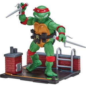 Teenage Mutant Ninja Turtles: 4 Remastered Raphael Action Figure by Playmates Toys