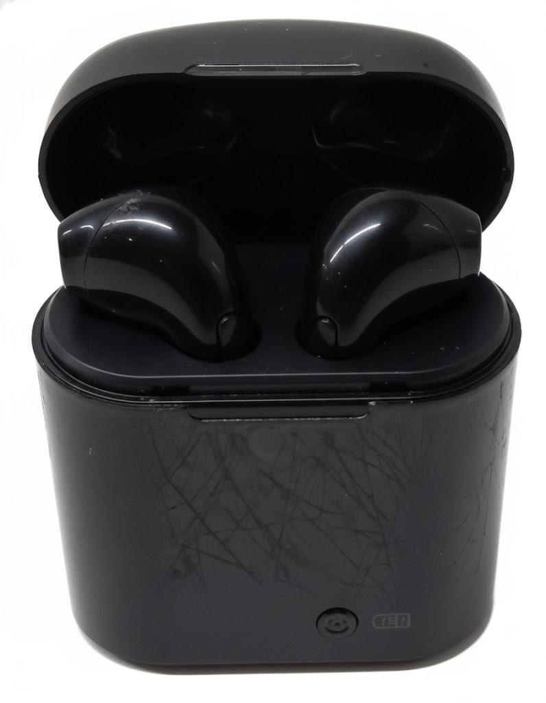 iLive True Wireless Bluetooth Earbuds in Black