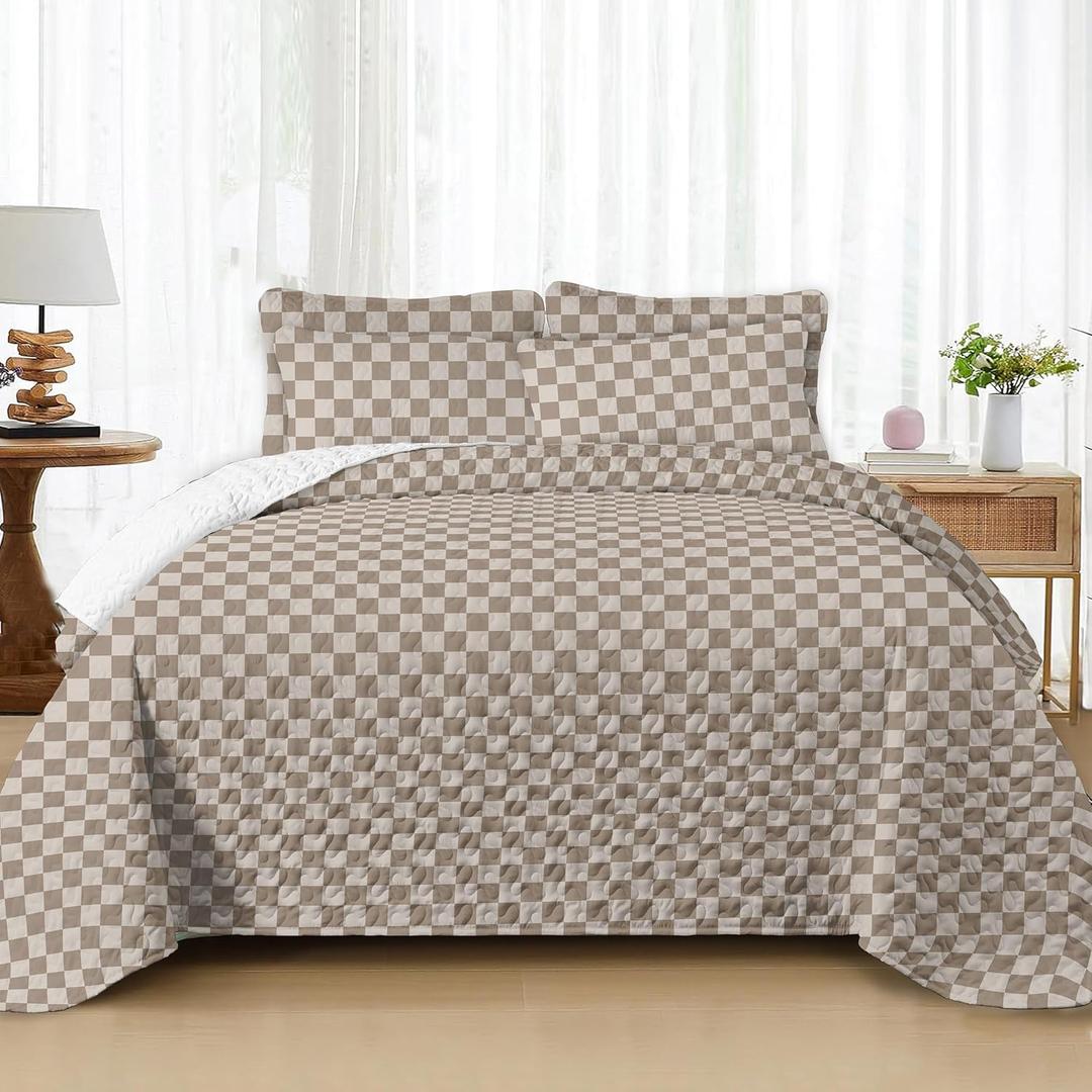 REPRECONF Ultra-Soft Checkered Quilt Set King Size Checkerboard Lightweight Breathable Bed Bedspread All Season Quilted Comforter Reversible 3 Pieces (1 Quilt, 2 Pillow Shams) Khaki