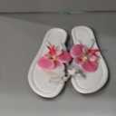 OYOANGLE Women's Boho Flower T Strap Thong Sandals Summer Vacation Flip Flops Beach Slippers (7.5, Pink)