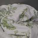 Sage Green Floral Tablecloth 70 Inch Round Vintage Chinoiserie Flower Green Table Cloth Spring Decorative Polyester Stain Resistance Round Table Cover for Party Picnic Kitchen Decor Outdoor