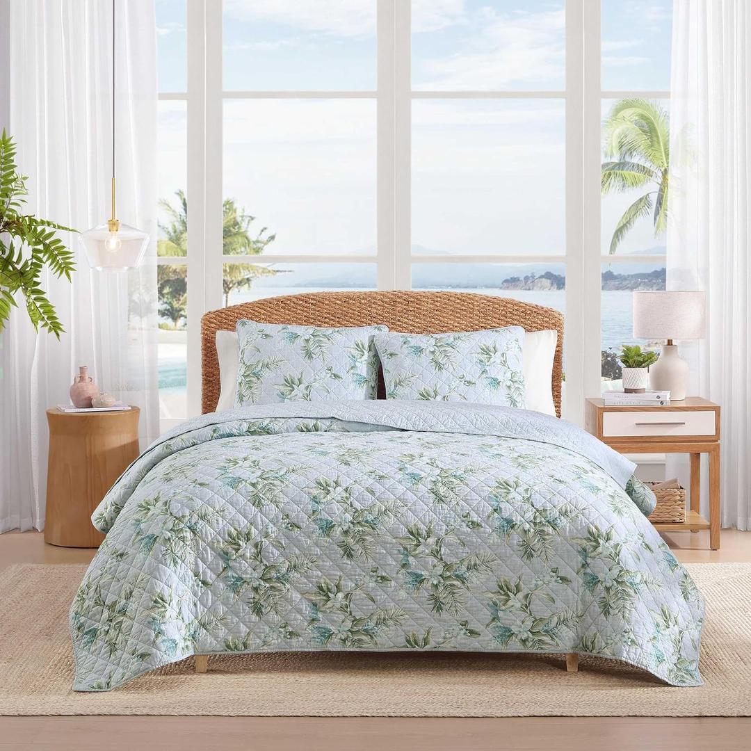 Tommy Bahama - Queen Size Quilt Set, Soft & Reversible Cotton Bedding for Lightweight Year Round Comfort, 3 Piece Coastal Bed Set with Matching Pillowcases (Floral Enchantment/Ocean Bay Blue)