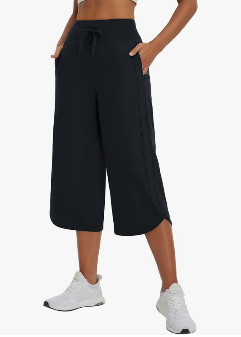 baleaf Women's Capri Pants Wide Leg Athletic Yoga Capris with Pockets Quick Dry Hiking Pants Loose Lounge Summer UPF 50+ 2XL