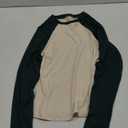 Trendy Queen Women's Long Sleeve Shirts Slim Fit Stretchy Color Block Slightly Cropped Tops Size S