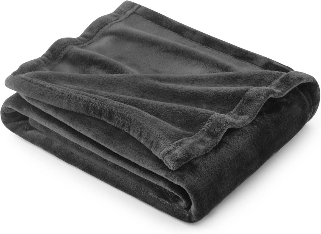 Bedsure Fleece Blanket Twin Size Dark Grey - 300GSM Lightweight Plush Fuzzy Cozy Soft Warm Blanket for Bed, Sofa, Couch, Travel, Camping, 60x80 inches (Charcoal)