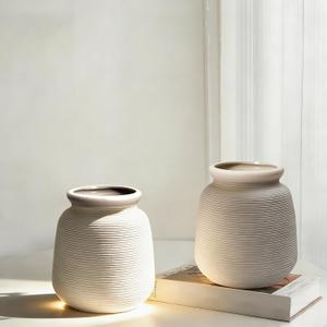 Ceramic Vase Set of 2, 7.1" Handcrafted Rustic Flower Vases for Modern Home Decor, Boho Farmhouse Decorative Vases for Living Room, Table, Shelf, Ideal Gift for Mother's Day, Birthday, Housewarming