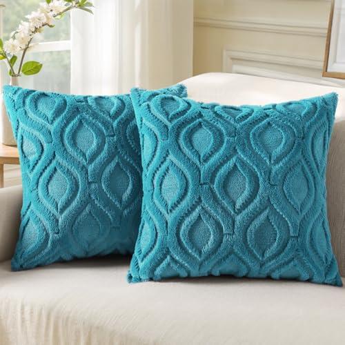 decorUhome Cozy Textured Throw Pillow Covers 18x18 Inch Set of 2, Soft Plush Faux Wool Teal Accent Couch Pillow Covers for Modern Farmhouse Sofa Bed Living Room