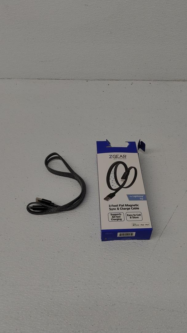 ZGEAR 3 Foot Flat Magnetic Sync & Charge Cable