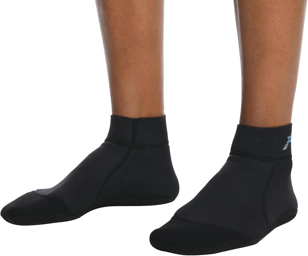 XUKER Neoprene Socks, 2mm Sand Proof Beach Volleyball Soccer Socks for Men Women (Black)