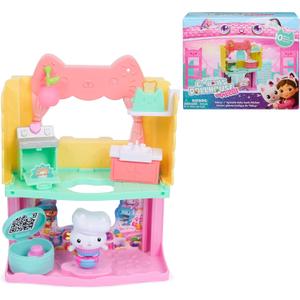 Gabby's Dollhouse: The Movie, Cakey's Sprinkle Cake-Tastic Kitchen, Toy Figure, & Dollhouse Accessories, Kids Toys for Girls & Boys Ages 3 and Up