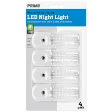 Prime Wire & Cable NLAE334P Automatic White LED Night Light - Pack of 4