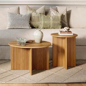Stead Round Fluted Nesting Coffee Tables, 2 Piece Coffee Table Set, Modern Coffee Table for Living Room, Modern Home Decor, Solid Wood Base and Wood Grain Veneer Top (Medium Oak)