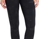 Colorfulkoala Women's High Waisted Tummy Control Workout Leggings 7/ 8 Length Yoga Pants with Pockets (XS, Splinter Camo)