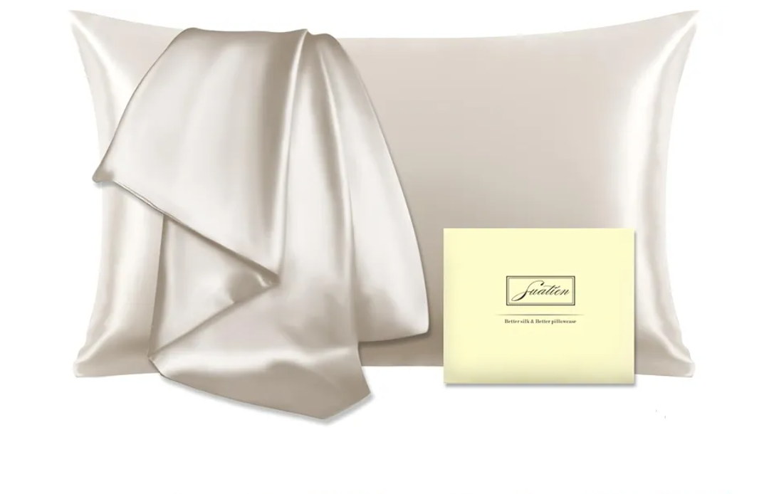 Mulberry Silk Pillow Cases Standard Size Silk Pillowcase with Zipper Soft Breathable Smooth Cooling Satin Silk Pillow Covers for Sleeping for Hair and Skin (Beige,20"X 26",1Pcs)