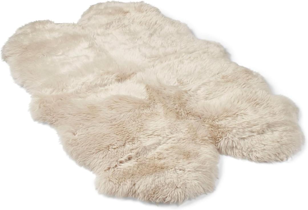 Real Sheepskin Rug 4x6 ft | Sheepskin Rugs for Living Room and Sofa | Bedside Rugs for Bedrooms | Large Fluffy Rug is Breathable & Heat-regulating in Color Beige (3'7" x 5'7" (Rectangular))