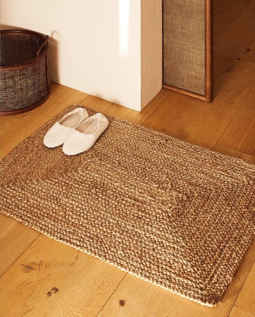 FRELISH DECOR Handwoven Jute Area Rug - 2x3 feet - Natural Yarn - Rustic Vintage Beige Braided Reversible Rug - Eco Friendly Rugs for Bedroom - Kitchen - Living Room - Farmhouse (2ftx3ft)
