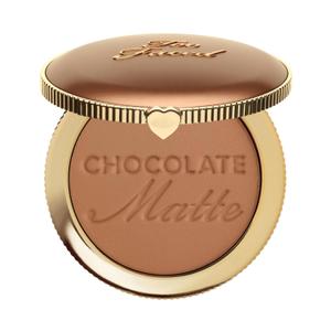 Too Faced Chocolate Soleil Matte Blurring Bronzer | Matte Bronzer Powder that Mimics Natural Skin for Blurred Sun-Kissed Effect (02 Chocolate Soleil (Medium/Deep))