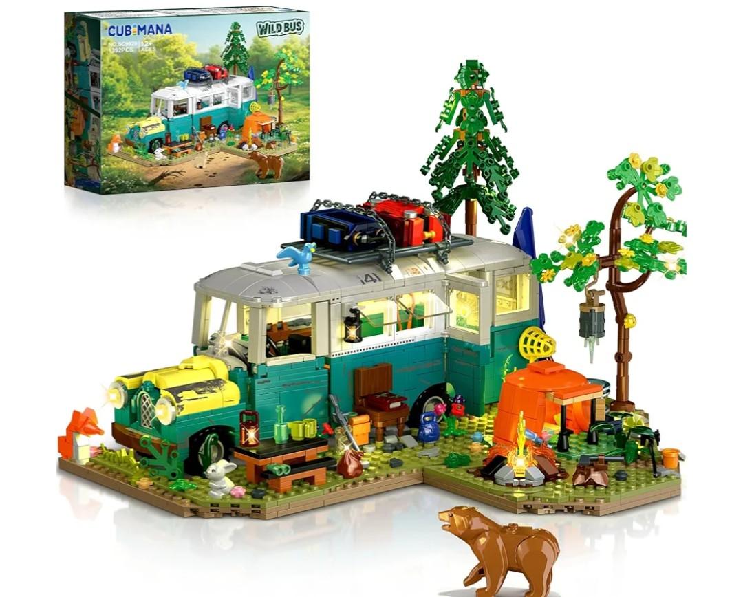 Wilderness Bus Building Set with Light, 1392PCS Camping Building Toy Kit with Removable Bus, Animals and Rich Accessories, Creative Home Decor & Display, Xmas Birthday Gifts for Adults Teens