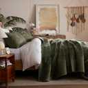 Oversized King Quilt 120''x120'', Lightweight Olive Green Velvet Comforter Set with 2 Matching Shams, Soft Cross Stitch Bedspread Coverlet, Oversized King Bedding Set for All Season, Oversized California King