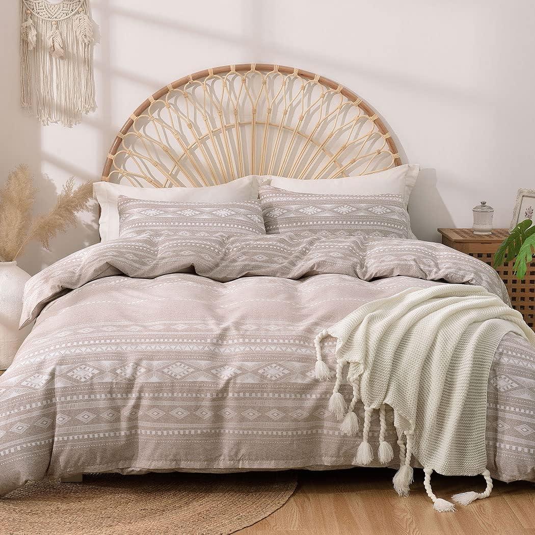 Lekesky Duvet Cover King Size, Soft Microfiber Boho Aztec Duvet Cover Set Geometric Khaki King Bedding Duvet Cover Sets with Zipper Closure Corner Ties (No Comforter) (King (10490 inch), C - Khaki (No Comforter))