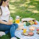 Lallisa 100 Sets Clear Plastic Cups with Dome Lids and Colorful Straws, Disposable Slushie Smoothie Cups PET Beverage for Party Iced Coffee Cold Drinks Juice Milkshake Fruit Tea Dessert(16 oz)