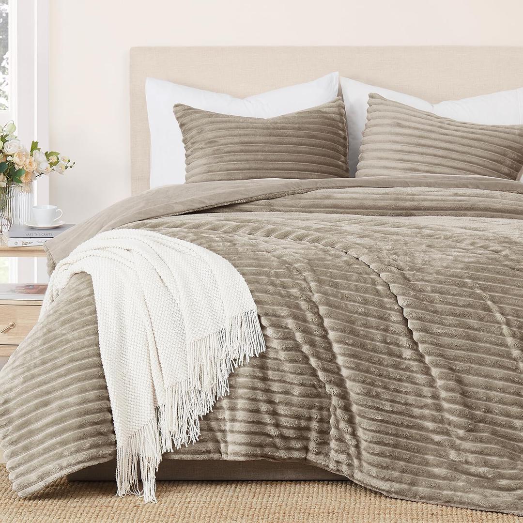 Geniospin Fleece King Size Comforter Set, Soft Fuzzy Fleece King Bedding Set, 3-Pieces Taupe Comforter Set for All Season, Warm Fluffy Comforter with 2 Pillow Cases