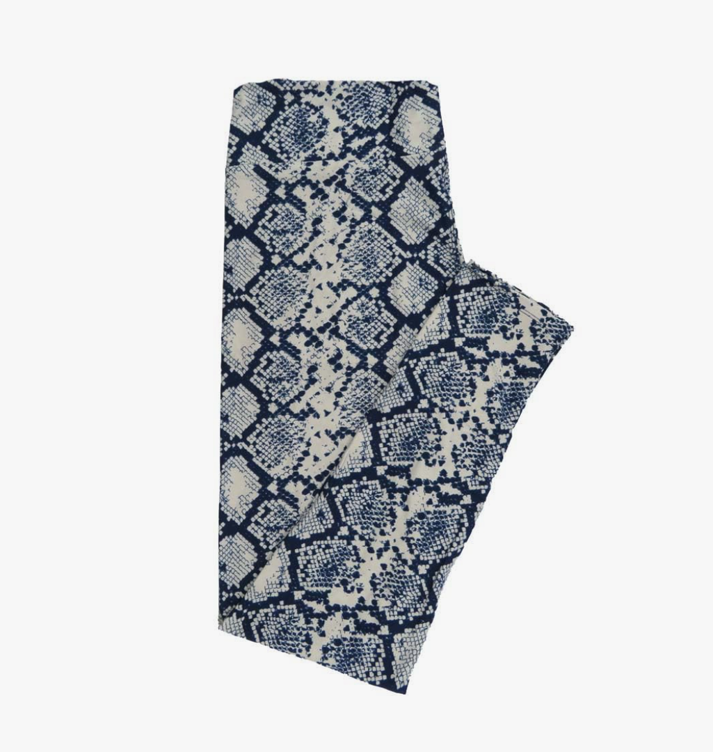 Lularoe Tall Curvy (TC fits Sizes 12-18) Snakeskin Blue Gray Buttery Soft Adult Leggings 7512-B10, Pack Of 2
