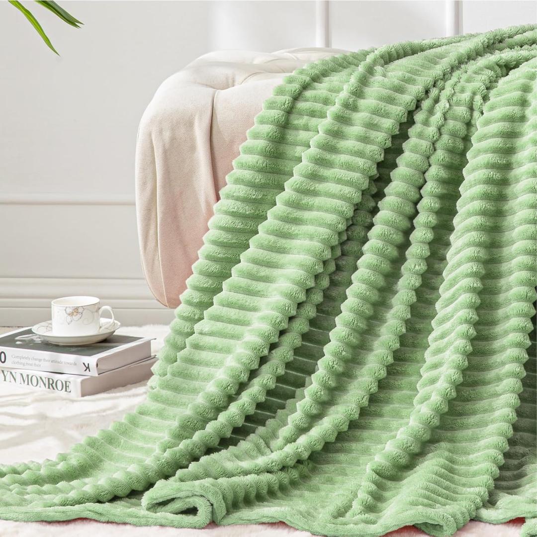 Fleece Throw Blanket for Couch – 3D Ribbed Jacquard Soft and Warm Decorative Fuzzy Blanket – Cozy, Fluffy, Plush Lightweight Sage Green Throw Blankets for Bed, Sofa, 50x60 inches