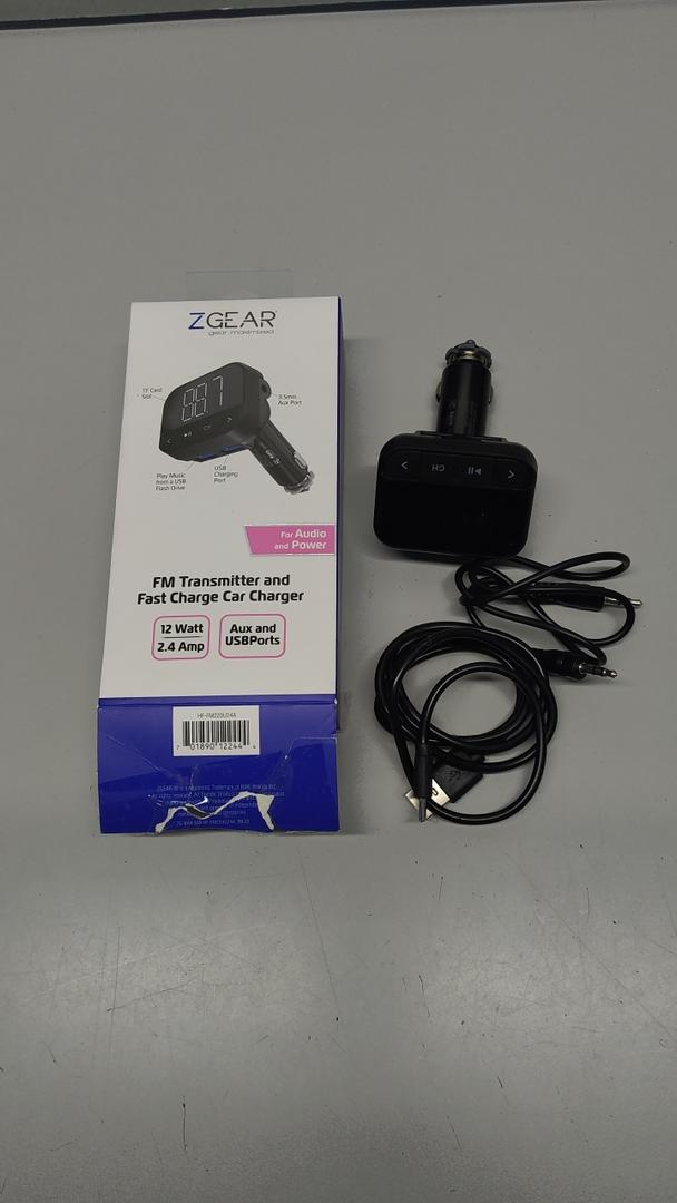 ZGear FM Transmitter and Fast Charging Car Charger 12 watt 2.4 amp Aux & USBport