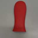 Lodge Silicone Hot Handle Holder - Dishwasher Safe Hot Handle Holder Designed for Lodge Cast Iron Skillets 9 Inches+ w/ Keyhole Handle - Reusable Heat Protection Up to 500 - Red (5.625" x 2")