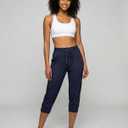 3 Pack Women's Capri Joggers Sweatpants Athletic Yoga Lounge Gym Pocketsl Size M (M)