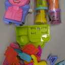 Play-Doh Hair Stylin' Salon Playset with 6 Cans, Pretend Play Toys for Girls and Boys Ages 3 and Up