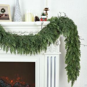 Realistic Christmas Garland for Mantle 6FT Real Touch Thick/Lush Artificial Cedar Garlands Christmas Decorations Indoor Christmas Garland for Stairs Railing Outdoor Fireplace Table Xmas Holiday Decor