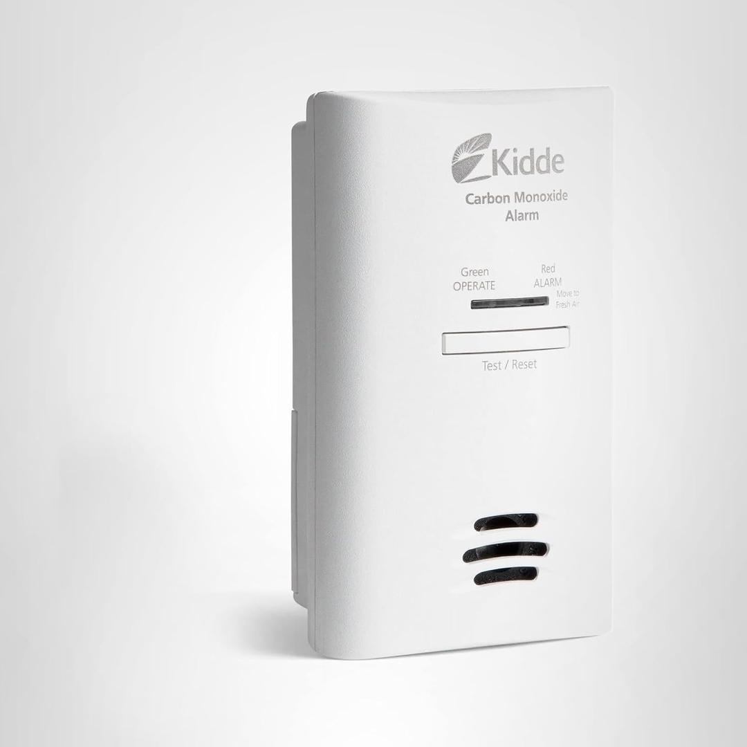 Kidde Carbon Monoxide Detector, Plug-in Carbon Monoxide Detector with AA Battery Backup, 85 dB Alarm, LED Status Light Indicators, 3rd Edition