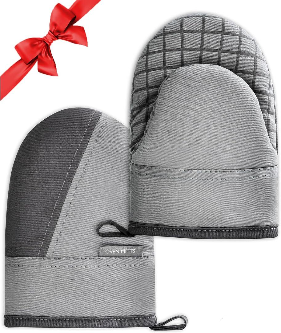 Mini Oven Mitts, Kitchen Oven Gloves Kitchen Mittens 500 Degrees Heat Resistant Baking Gloves, Non-Slip Silicone Surface with Hanging Loops Hot Gloves for Cooking, Baking, BBQ 1 Pair-Gray