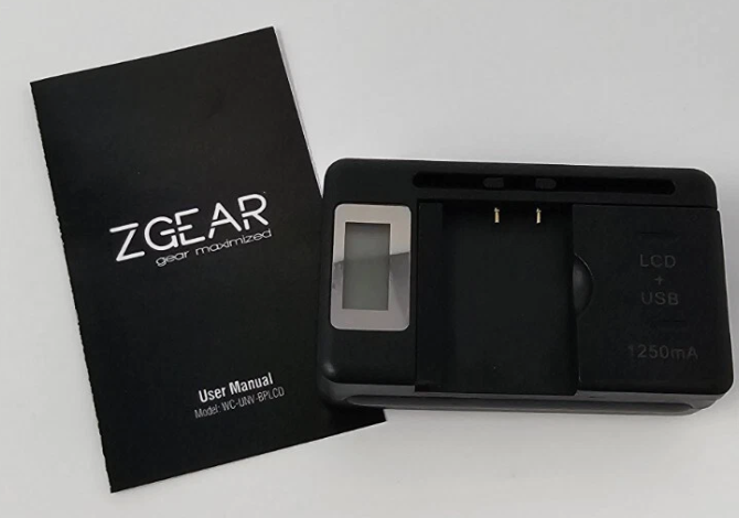 ZGEAR - Universal Camera Battery Charger W/LCD Charge Display
