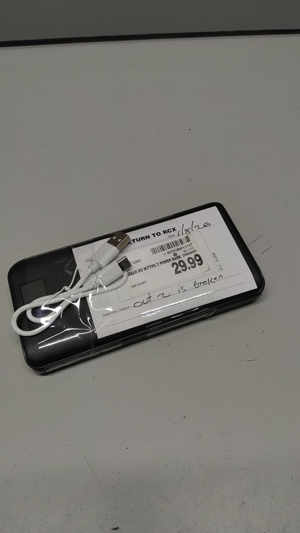 ZGEAR DO W/TYPE C POWER BANK  (Describe Defect Out 2 is broken )