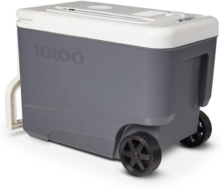 Igloo Versatemp 35 Qt Wheeled Thermoelectric Cooler & Warmer