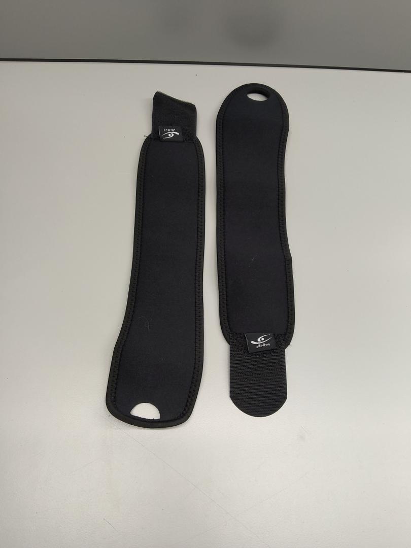 HiRui Pack of 2 Wrist Compression Strap and Wrist Brace Sport Wrist Support for Fitness, Weightlifting, Tendonitis, Carpal Tunnel Arthritis, Pain Relief-Wear Anywhere-Adjustable (Black)