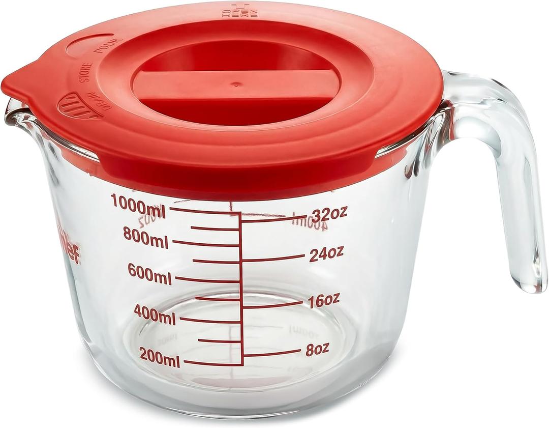NutriChef 4 Cups Glass Measuring Cup with Lid (34 oz) - Heat-Resistant Borosilicate Liquid Measure Cup with Easy-Read Scale for Cooking, Baking and Food Storage, Dishwasher and Freezer Safe