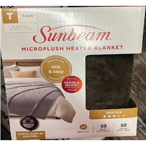 Sunbeam Royal Luxe Night Fog Heated Blanket 12-Heat Settings Auto Off Machine Washable Twin