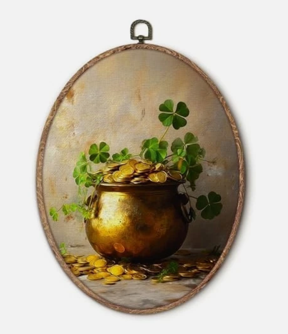 Hxlac Shamrock Hat Oval Wall Art Framed, Vintage St Patricks Day Irish Oval Wall Decor, Farmhouse Spring Hanging Canvas Prints Wall Sculptures for Home Living Room Bedroom Decor, 8.5x11.5 Inch