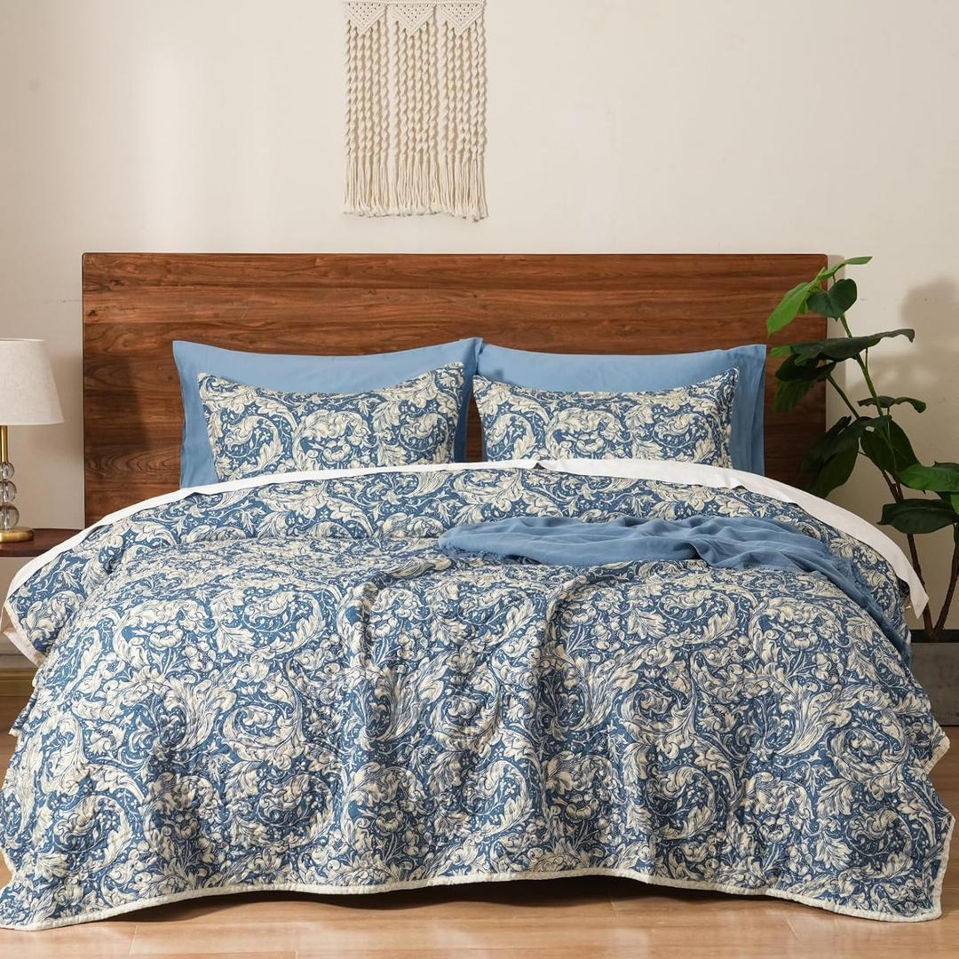 PHF Floral Patchwork Quilt Set King Size, 3 Pieces Reversible Lightweight Quilted Bespread for All Season, Ultra Soft Boho Coverlet Bedding Set 106" x 96"with 2 Pillow Shams, Cornflower